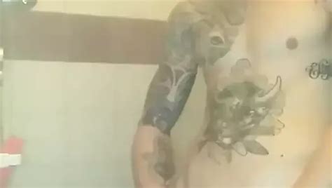 Pene Con Piercing En La Ducha Gay Big Cock Blowjobs Porn Xhamster