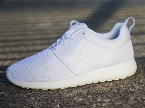 Nike Roshe Run "White Mesh" - SneakerNews.com