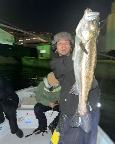 11月9日 10日 大阪湾チャーターボート釣り船ルアーでシーバスとか