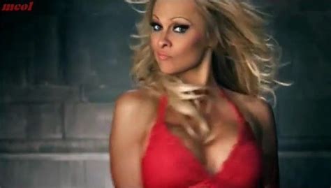 Pamela Denise Anderson Annuncio Di Lingerie Bonita De Mas Xhamster