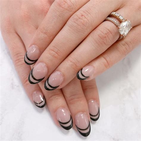 Unhas Nude Preto Ideias Para Voc Abusar Dessa Combina O