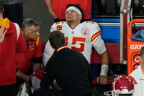 Dramatic Inside Look At Patrick Mahomes Ankle Injury That Could Ve Ended His Season Marca