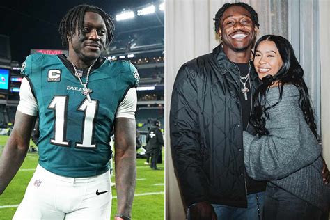 Who Is Philadelphia Eagles Star A.J. Browns Fiancée? All About Kelsey