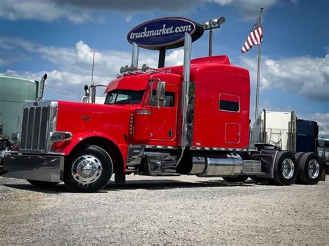 2011 PETERBILT 388 SLEEPER 127029 - Truck Market