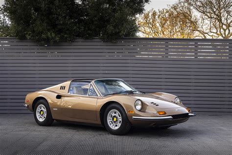 FERRARI DINO 246 GTS Hexagon