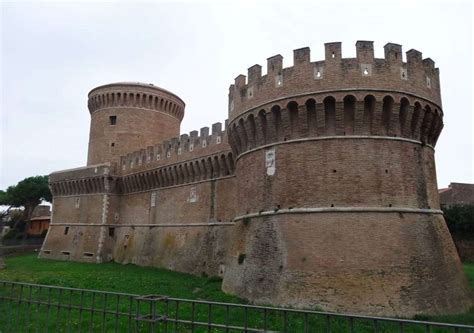 Il Borgo Di Ostia Antica E Il Castello Di Giulio Ii Un Vero Luogo