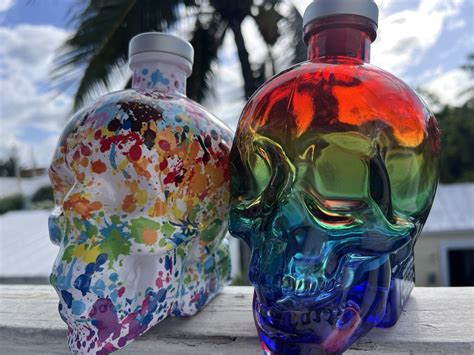 TWO PRIDE CollectibleThemed Crystal Head Vodka SKULL ICONIC EMPTY