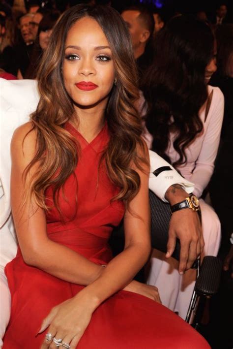 Loved Riri Back In The Day With Images Rihanna Long Hair Rihanna