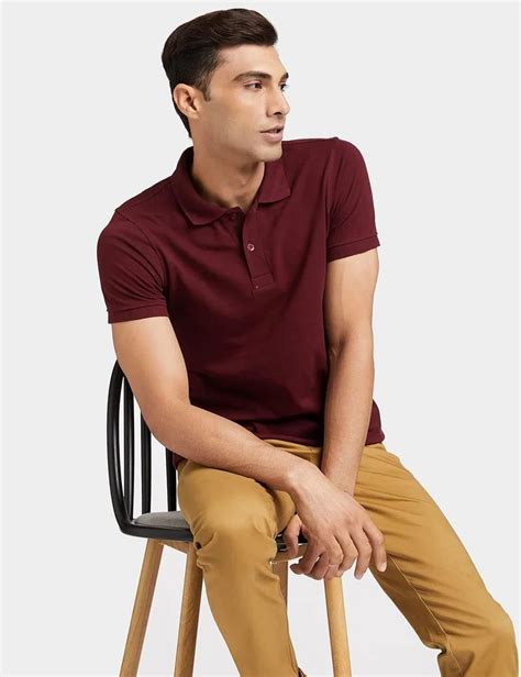 Plain Mens Polo Neck Cotton T Shirt At Rs Piece In Atrauli Id