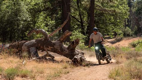 Jetez Un Il Au Nouveau Scrambler X De Watts De Juiced Bikes E