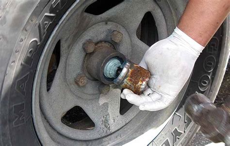 12 Steps To Repack Or Replace Your Trailer Tire Bearings