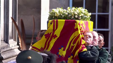 Mort D Elizabeth Ii Pourquoi Le Cercueil De La Reine Est Il Doubl De