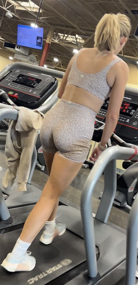 Sexy Fit Blonde PAWG In Biker Shorts Perfect Ass Spandex Leggings Yoga Pants Forum