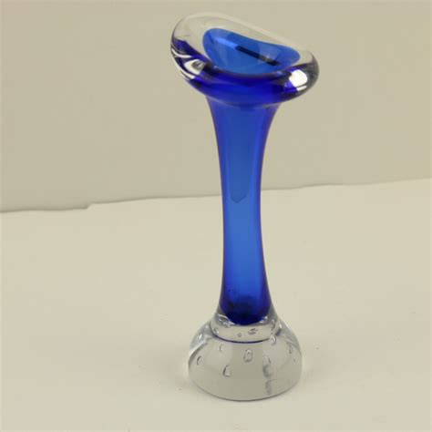 Vintage Art Glass Cobalt Blue Bud Vase Clear Bullicante Bubble Base 145cm Tall For Sale