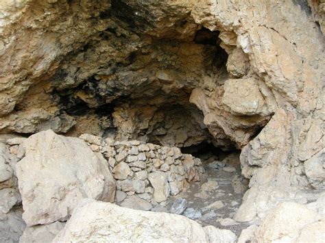 Cova Del Pastor De Cames Llargues Coves De Catalunya Espeleoworld