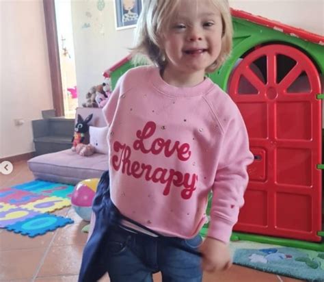 La Historia Del Hombre Gay Que Adopt A Una Ni A Rechazada Por Tener S Ndrome De Down