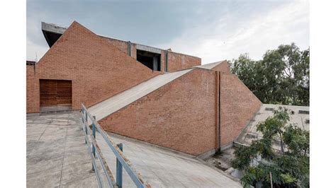 Brick School of Architecture | Girish Doshi