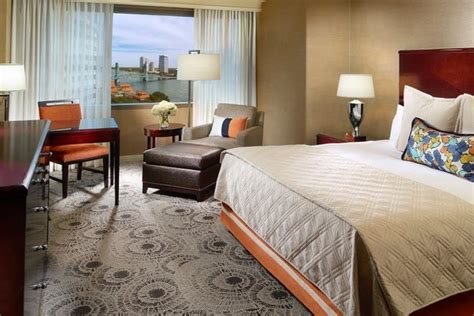 Omni Jacksonville Hotel is one of the best places to stay in Jacksonville