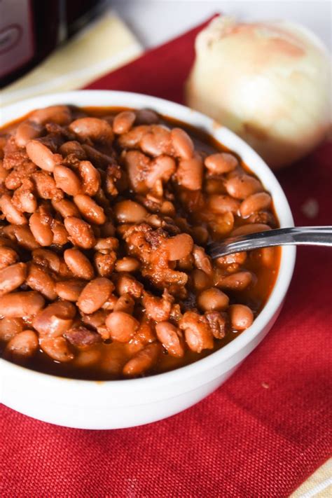 Easy Crock Pot Baked Beans With Bacon