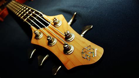 Bass Guitar Wallpapers 4k Hd Bass Guitar Backgrounds On Wallpaperbat