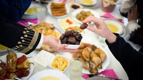 Ramadan Rules What You Can And Cant Do During The Holy Month From Smoking To Sex Mirror Online