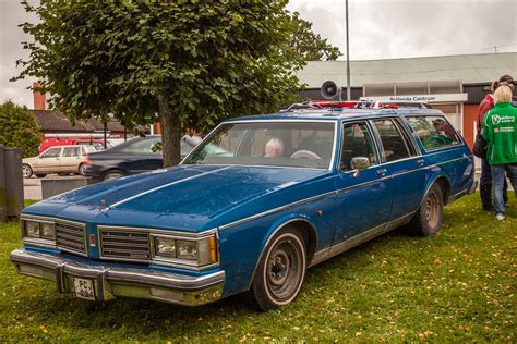 Oldsmobile Custom Cruiser Station Wagon 1985 Taken In Swed