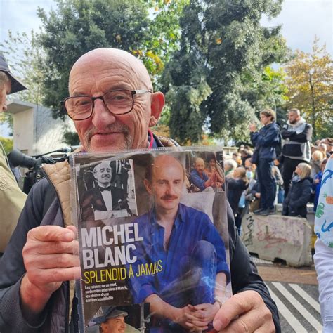 En images Obsèques de Michel Blanc foule sosie membres du Splendid