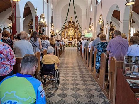 Foto Velika Ma A V Cerkvi Marije Pod Logom V Turni U Vestnik Si