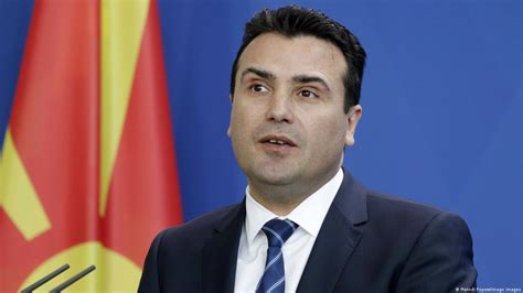 North Macedonia: Why did PM Zoran Zaev step down? – DW – 11/01/2021