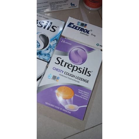 Jual Strepsils Max Triple Action Blackcurrant Chesty Cough EXP 2025