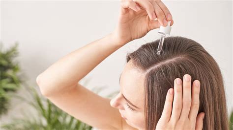 Top Benefits Of Massaging Your Hair With Sesame Oil To Make It Shinny