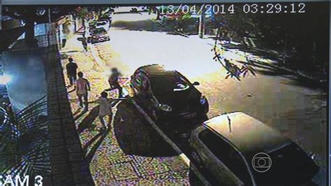 Polícia investiga ato de vandalismo no bairro do Parnamirim NE1 G1