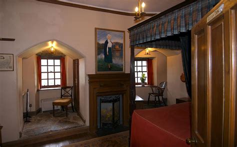 Eilean Donan Castle Bedroom. Credit Bruce MacRae | Eilean donan, Castle ...