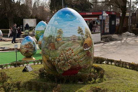 Croatia gives Slovakia a giant Easter egg - spectator.sme.sk