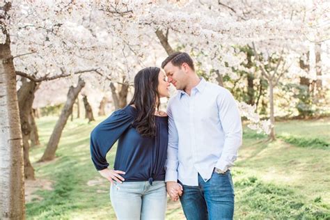 Dc Cherry Blossom Engagement Photos Whitney And Mark Birds Of A