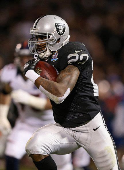 Darren McFadden Photostream | Oakland raiders, Raiders, Darren mcfadden