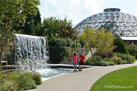 Greater Des Moines Botanical Garden - Field Trip Iowa