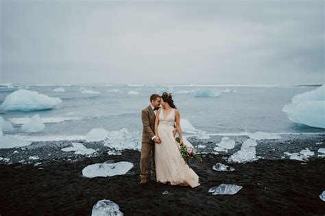 Leah and Darin’s Dreamy Diamond Beach Elopement in Iceland