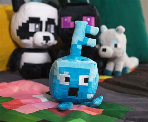 Minecraft Dungeons Happy Explorer Series Diamond Key Golem Plush Toy