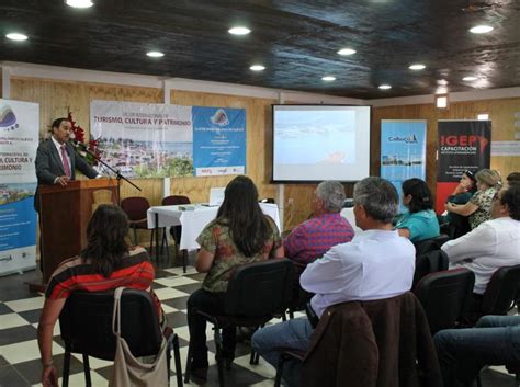 Alcaldes y concejales de la Asociación de Municipalidades participan en