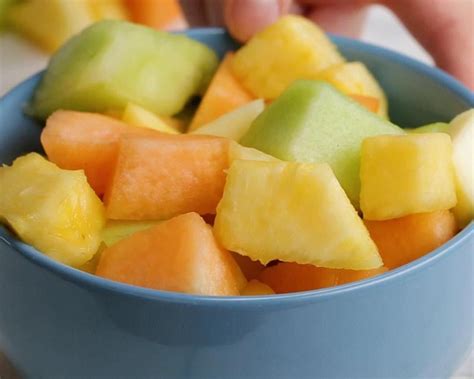 Ensalada de melón piña y mango de 188 Kcal Receta fácil en la app Avena