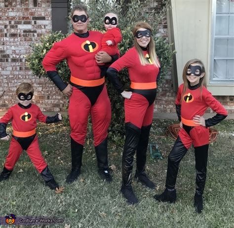 The Incredibles Costume | Affordable Halloween Costumes