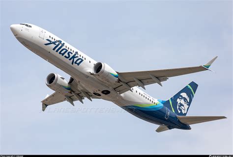 N Ak Alaska Airlines Boeing Max Photo By Colin Moeser Id