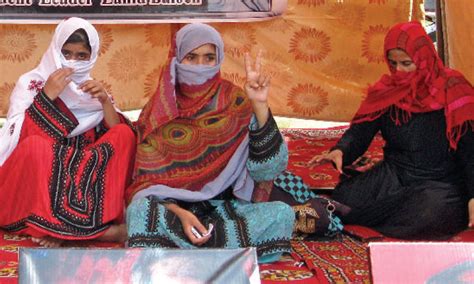 Baloch Women Set Up Protest Camp Pakistan DAWN