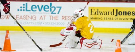 Ice Hockey | Goggin ice Center - Miami University