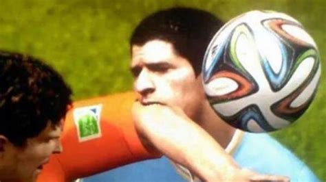 FIFA 2015 is so realistic, it even has Luis Suarez biting people ...