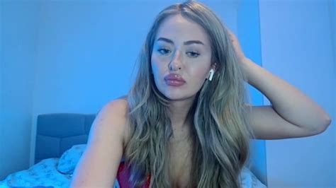 Adrianabbyy Naked Stripping On Cam For Live Sex Video Chat