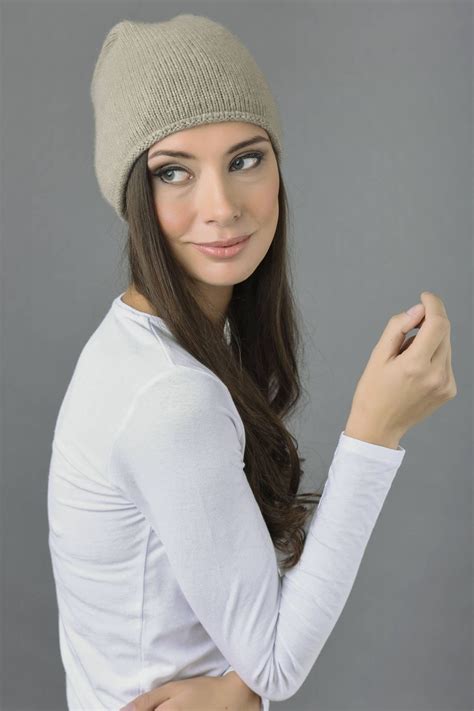 Pure Cashmere Plain Knitted Slouchy Beanie Hat In Camel Brown Italy