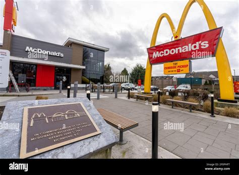 Canadian Mcdonald Logo Hi Res Stock Photography And Images Alamy