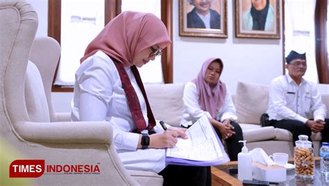 Sukseskan Regsosek 2022 Bupati Ipuk Terima Kedatangan BPS Banyuwangi